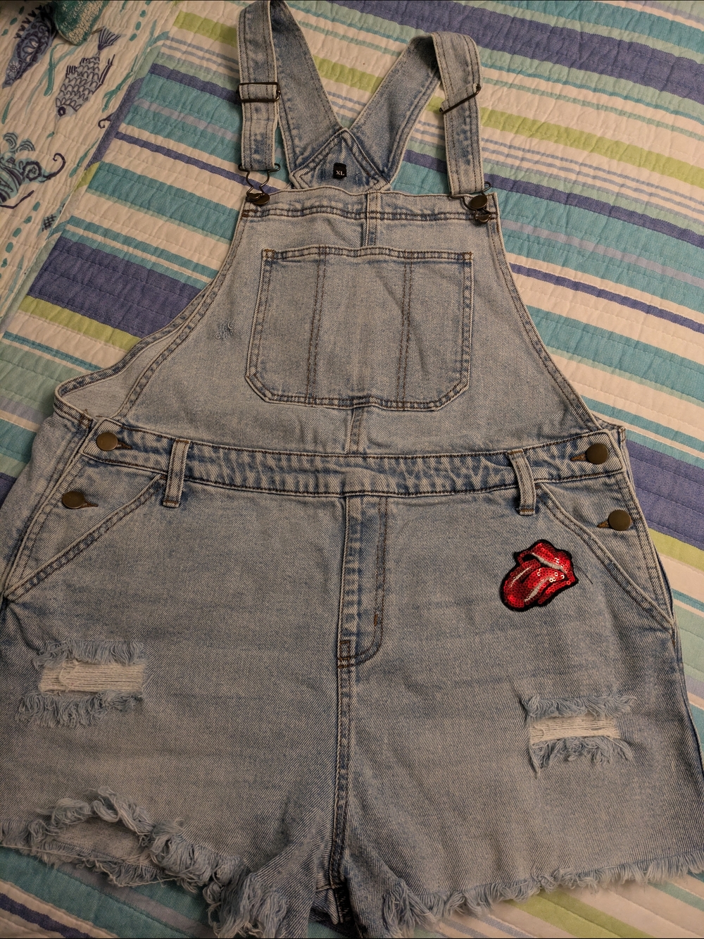 Light Wash Denim Short Overalls with Red Lip Patch